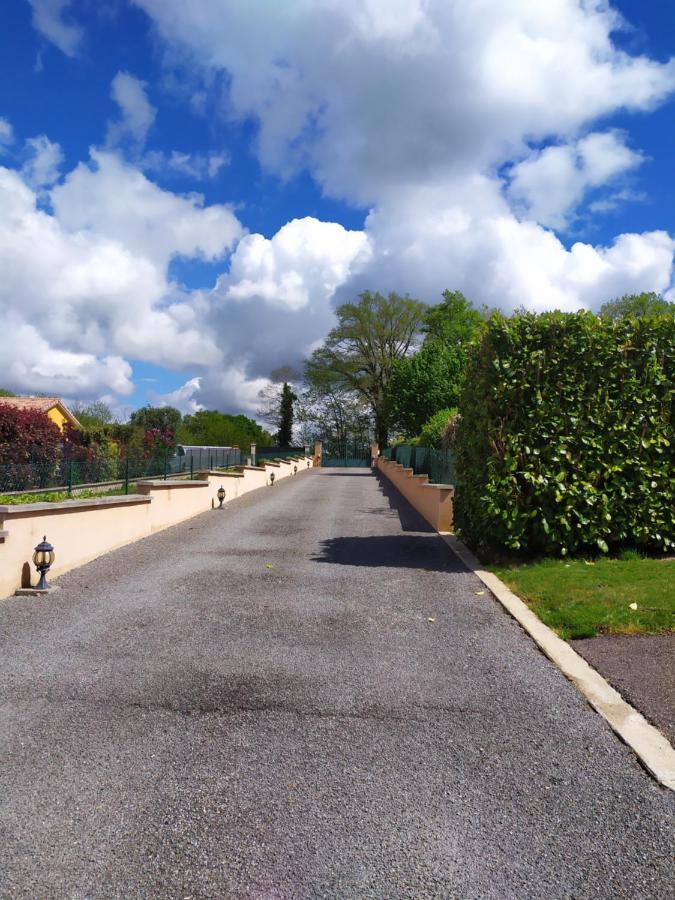 Les Bruyeres Chaptelat Exterior foto